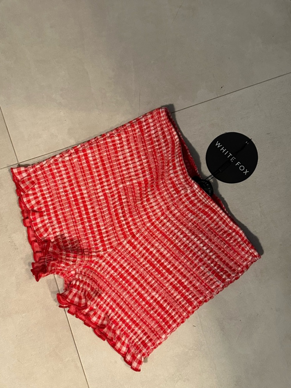 white fox short XS NWT